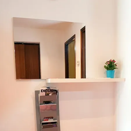 Апартаменты Otty's House *